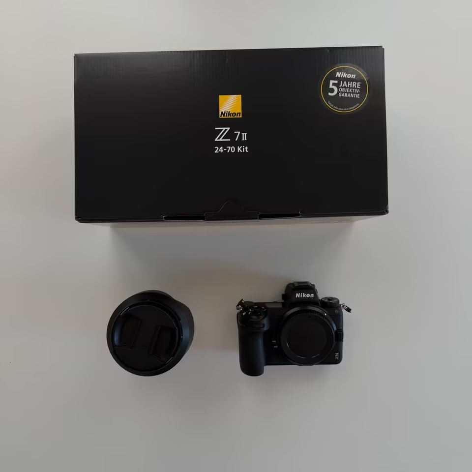 Nikon Z7II + NIKKOR Z 24-70mm f/4 S Kit