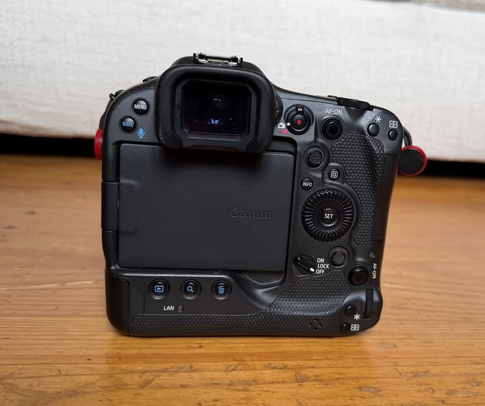 Canon EOS R3 Corpo