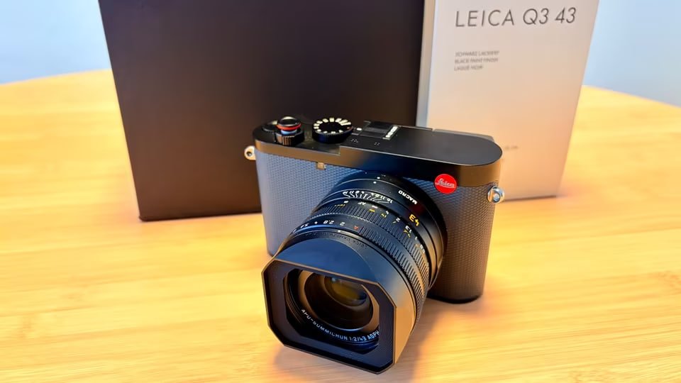 Leica Q3 43