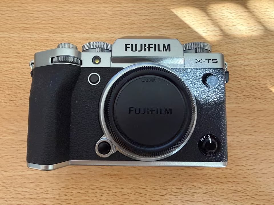 Fujifilm X-T5 Argento