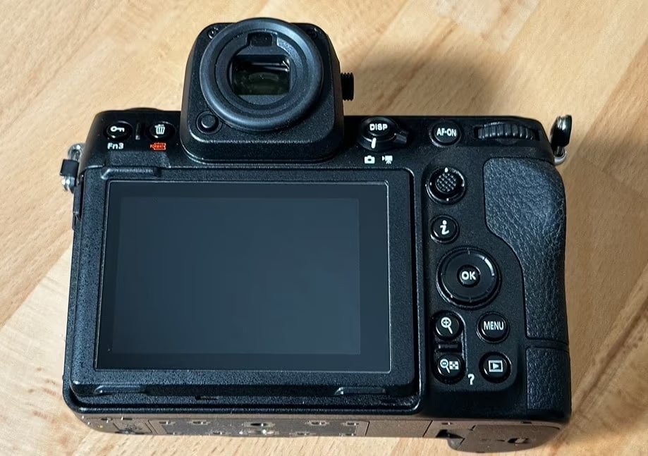 Nikon Z 8