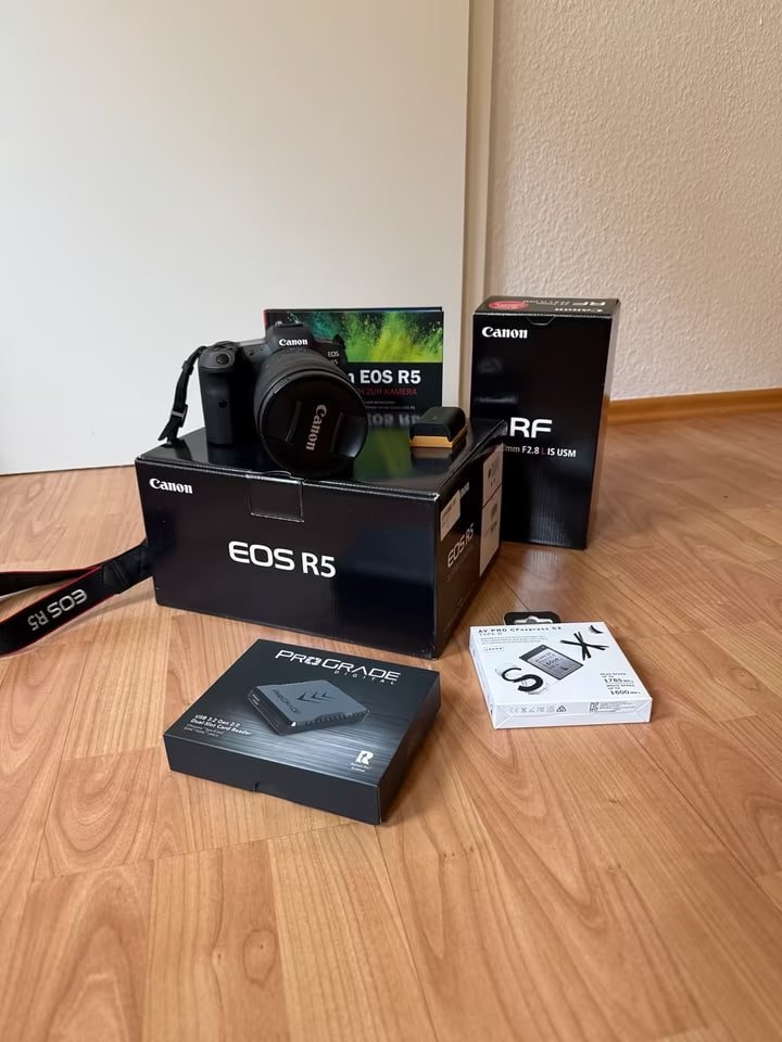 Canon EOS R5 + RF 24-70mm F2.8 L IS USM