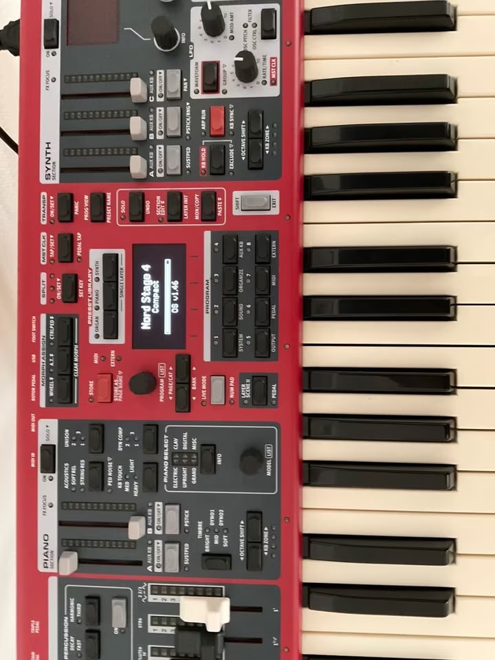Clavia Nord Stage 4