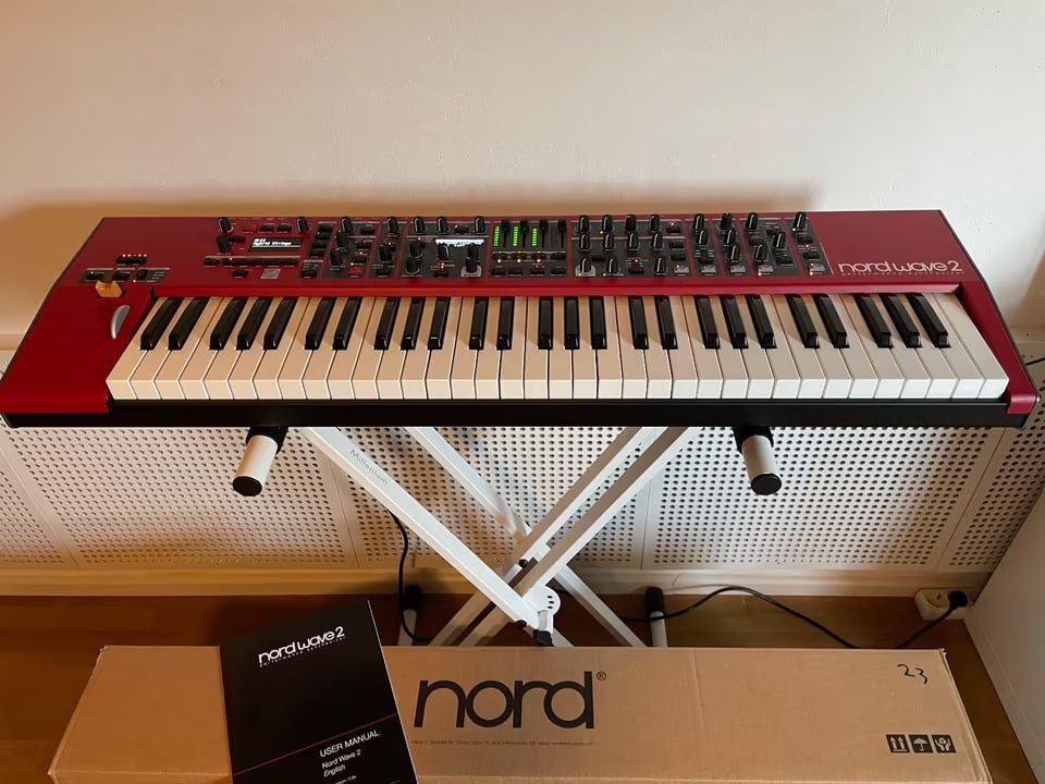 Clavia Nord Wave 2