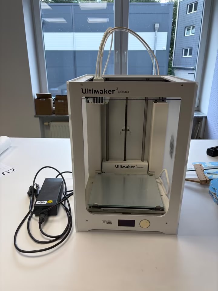 Pacchetto UltiMaker S7 Pro Bundle + Ultimaker 3 Extended