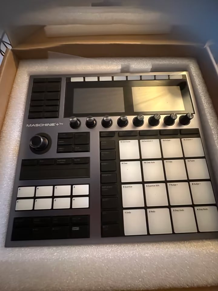 Native Instruments MASCHINE+