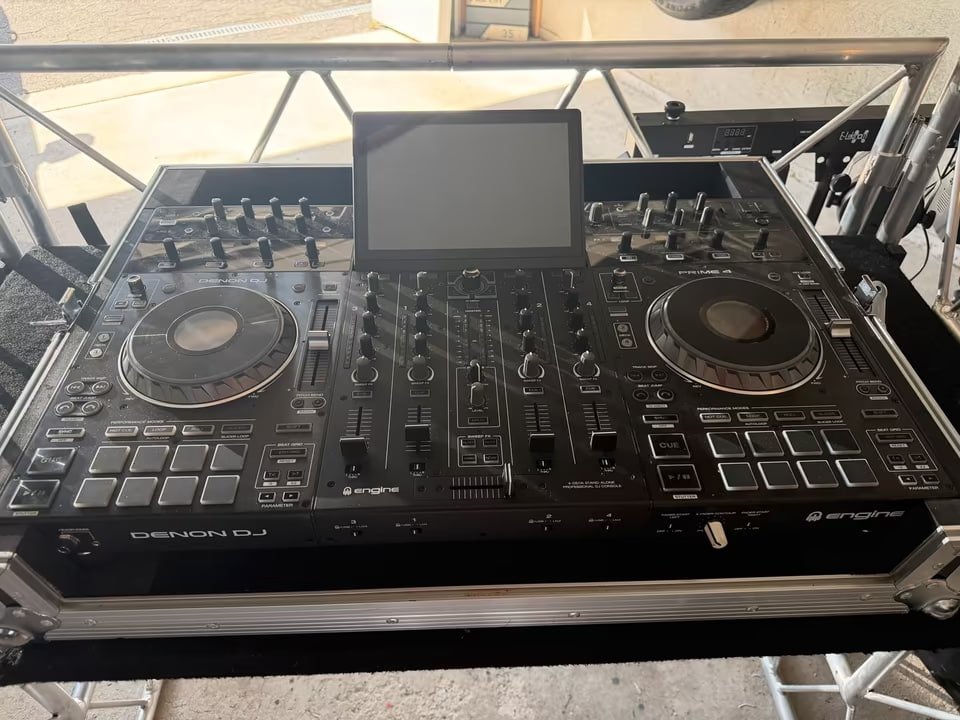 Set DJ Denon Prime 4 + 2 LD Systems MAUI 28 G2