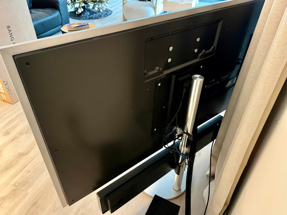 Bang & Olufsen Beosound Stage + LG OLED65G3