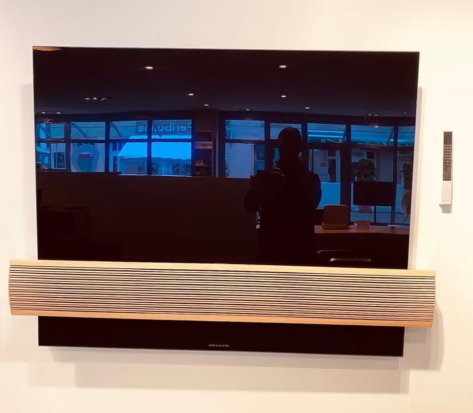 Bang & Olufsen BeoVision Eclipse 55