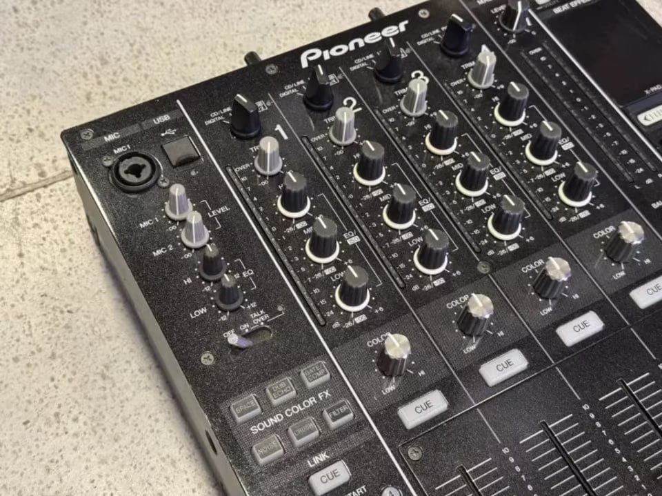 Pioneer DJ DJM-900NXS