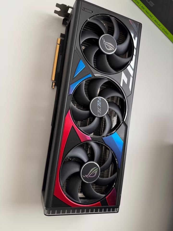 ASUS ROG Strix GeForce RTX 4090 OC Edition 24GB GDDR6X