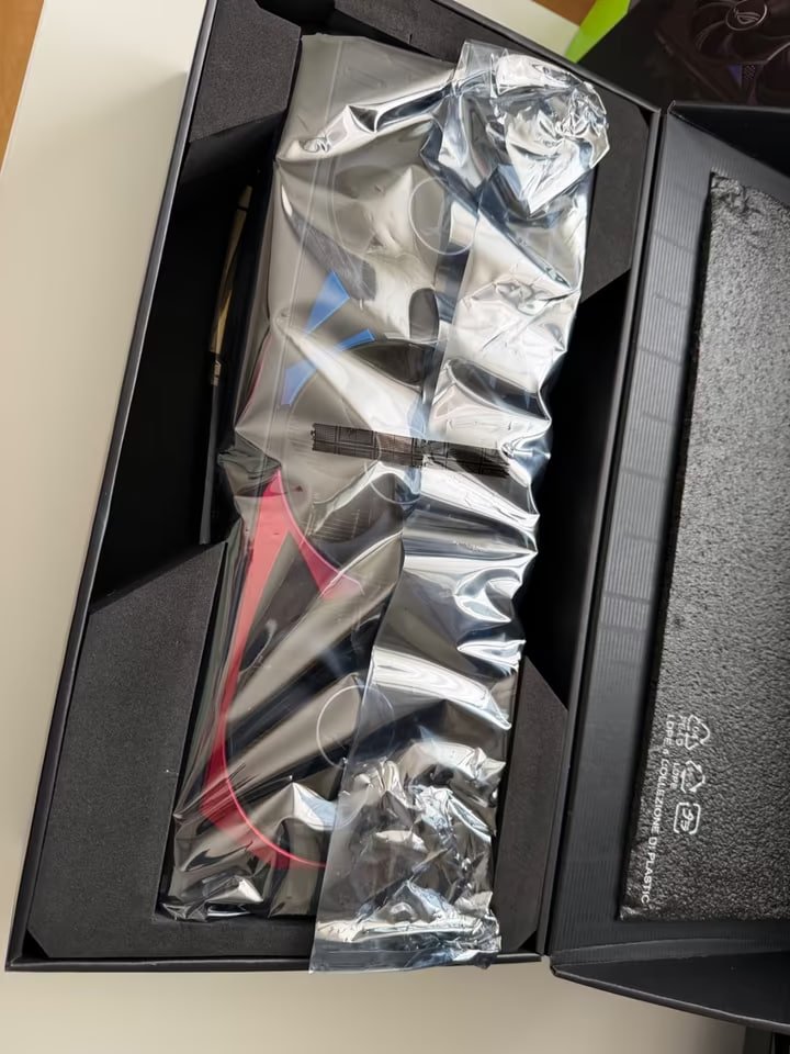 ASUS ROG Strix GeForce RTX 4090 OC Edition 24GB GDDR6X