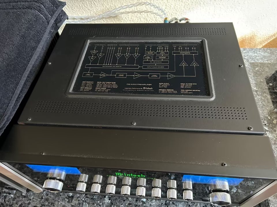 McIntosh C52