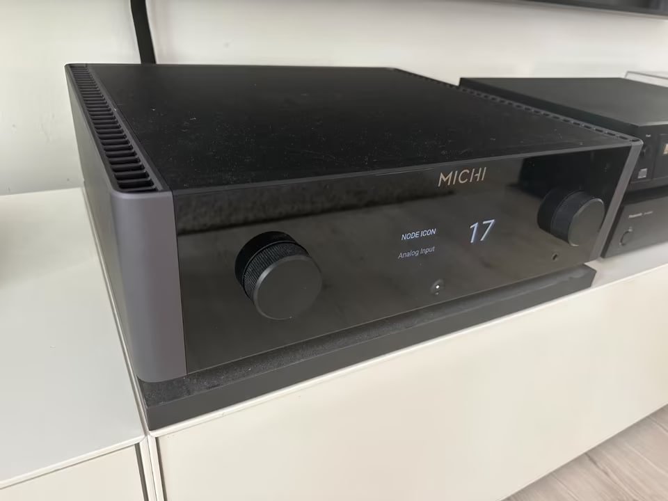 Rotel Michi X3 Series 2