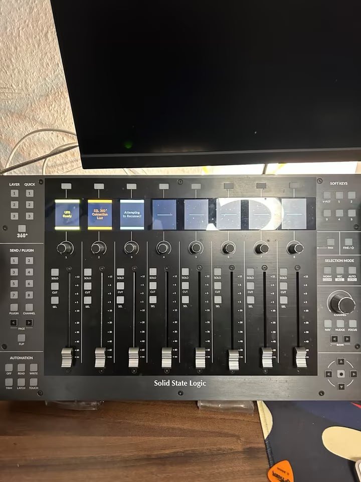 SSL UF8 + UC1 Bundle