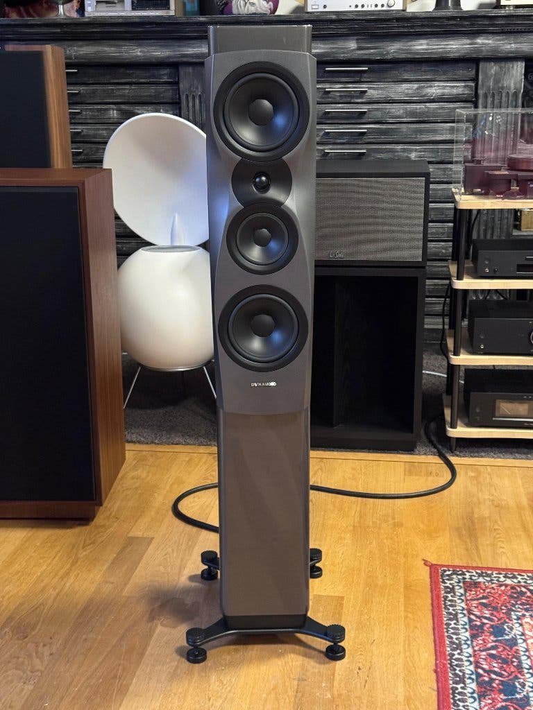 Dynaudio Confidence 30