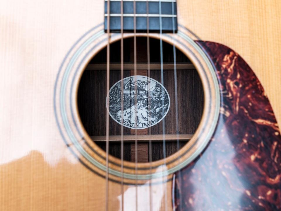 Collings D2H