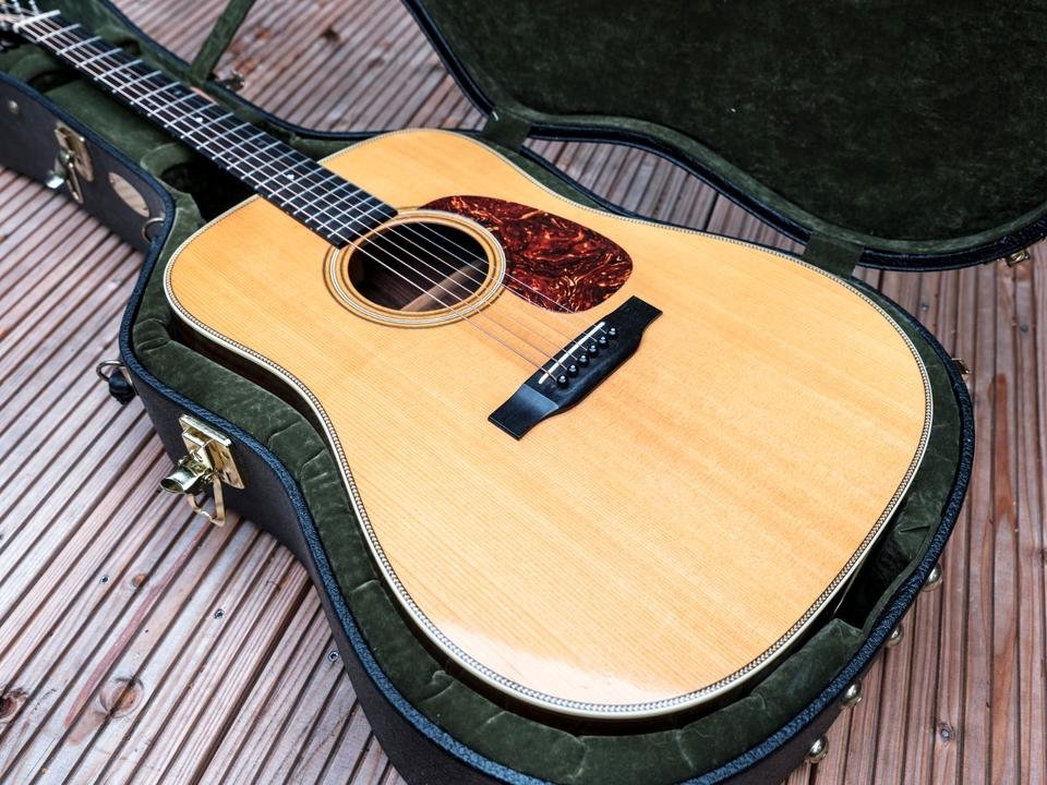 Collings D2H