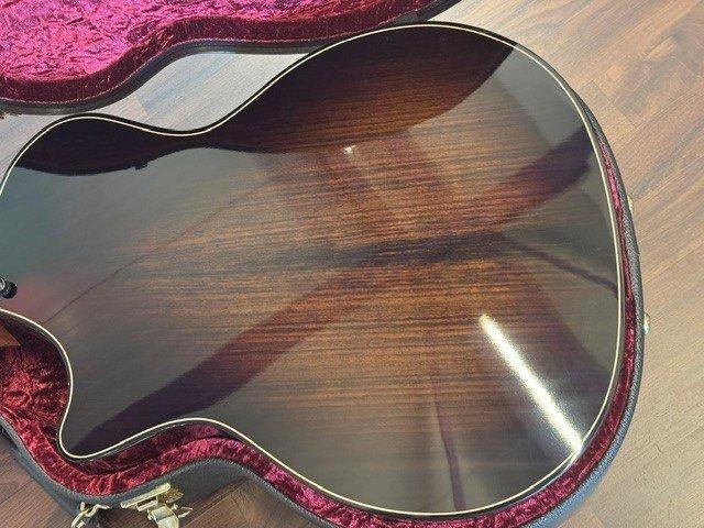 Taylor 814ce
