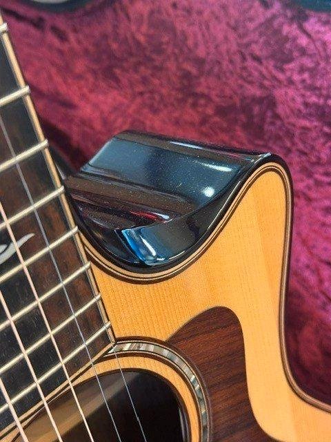 Taylor 814ce