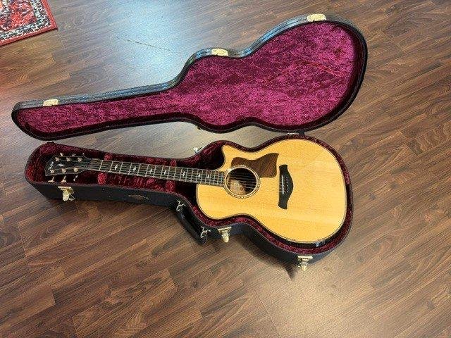 Taylor 814ce