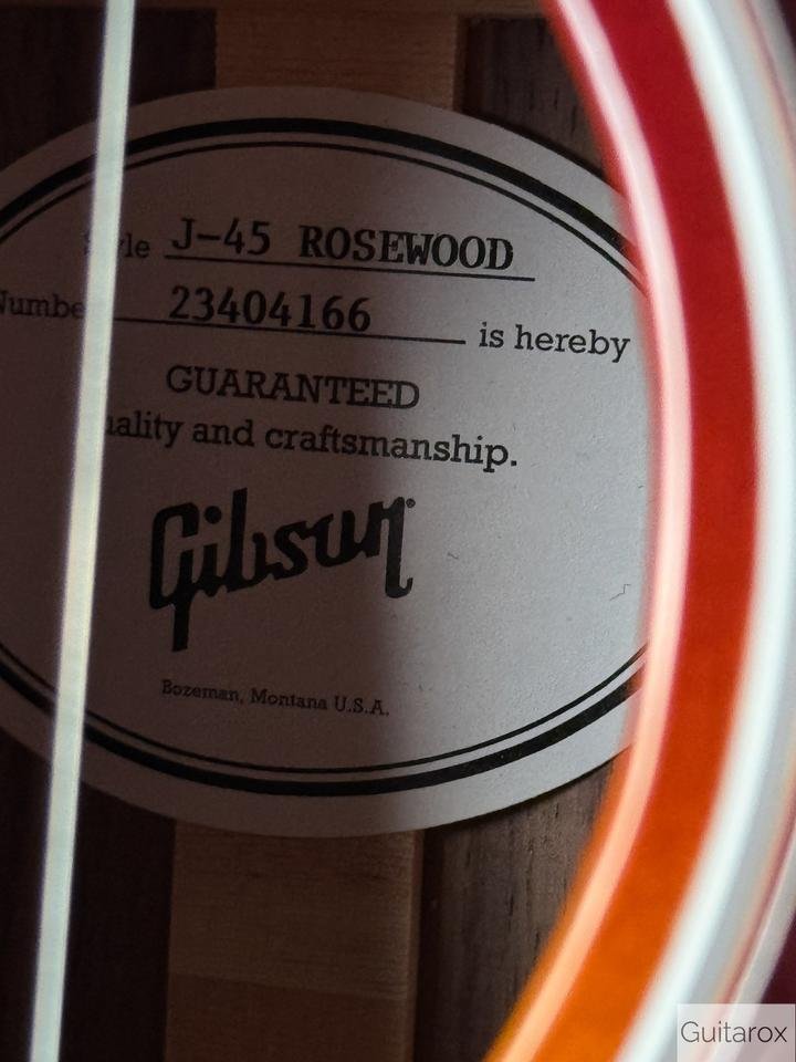 Gibson J-45 Standard