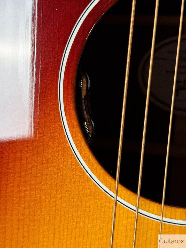 Gibson J-45 Standard