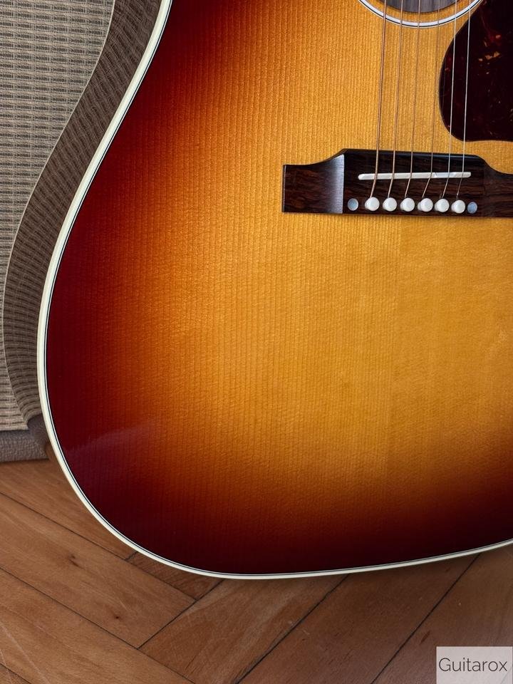 Gibson J-45 Standard
