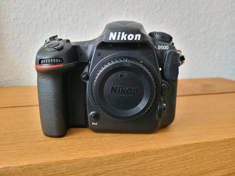 Nikon D500