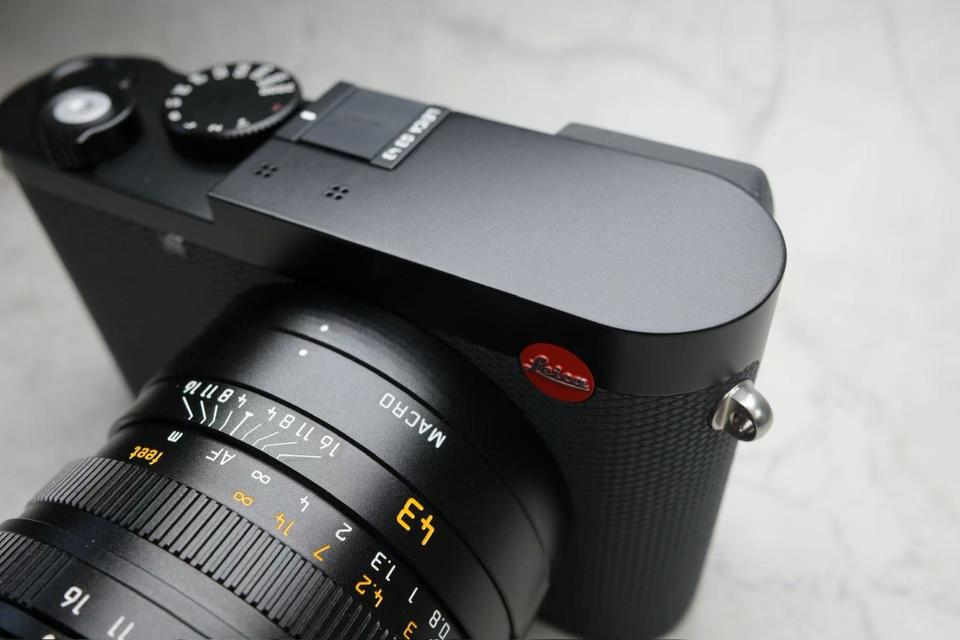 Leica Q3 43