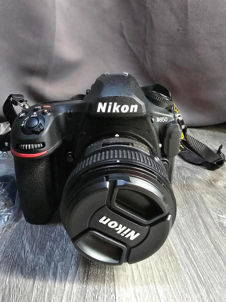 Nikon D850 + AF-S NIKKOR 50mm f/1.8G