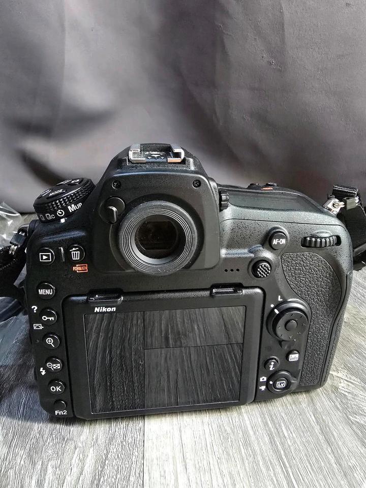 Nikon D850 + AF-S NIKKOR 50mm f/1.8G