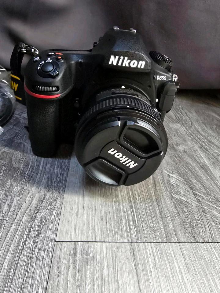 Nikon D850 + AF-S NIKKOR 50mm f/1.8G